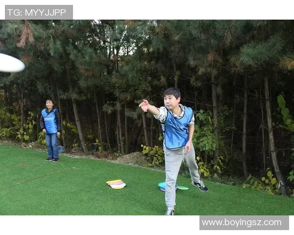 飞盘精神：成都飞盘队的拼搏与成长之路全景记录