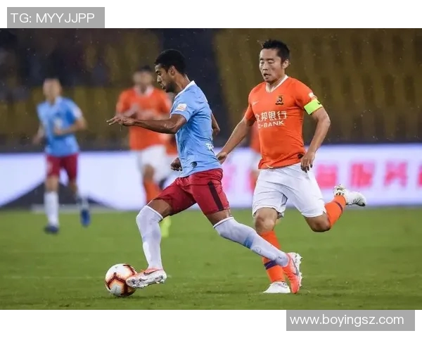 武汉卓尔与天津天海激战正酣谁将赢得这场关键对决的胜利