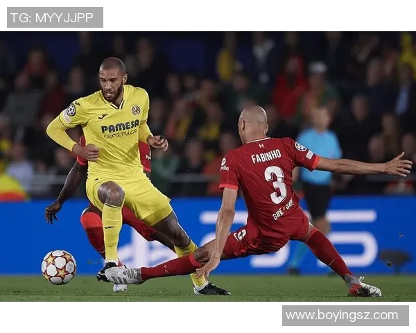 托特纳姆与利物浦激战正酣比分悬念不断球迷期待精彩瞬间