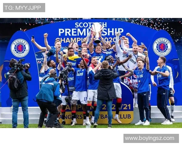 欧冠小组赛矿工对阵里昂激战在即双方争夺晋级名额的关键战役