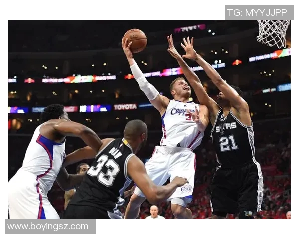 2015季后赛快船与马刺的激烈对决回顾与分析