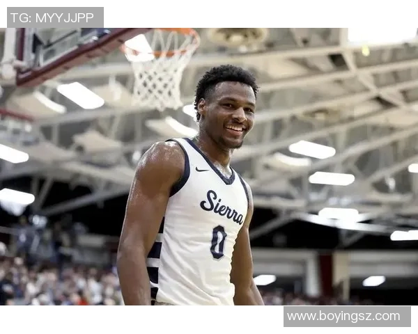 詹姆斯父子共谱篮球新篇章布朗尼正式宣布参加NBA选秀